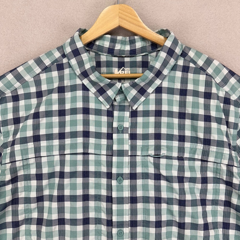 Rei Co-op Shirt Mens XL Blue Plaid Button‎ Up Plaid Performance Short Sleeve